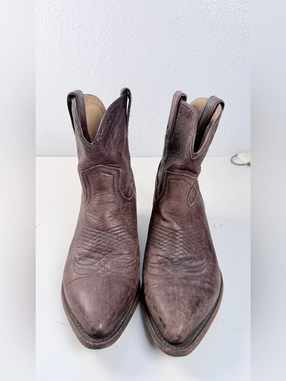 Frye Womens 6.5 B Brown Distressed Leather Short Western Cowboy Boots